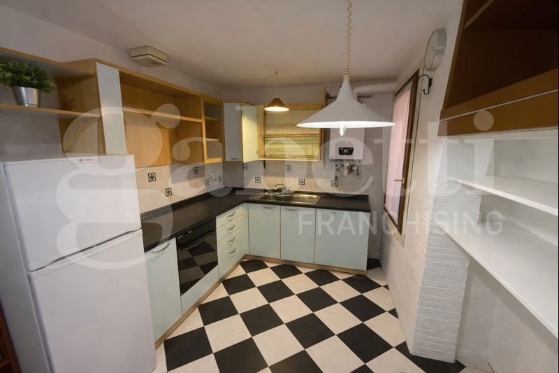 https://www.gabettivenezia.it/Appartamento vendita Venezia Via Castello, € 265.000, 2 camere, 72 mq