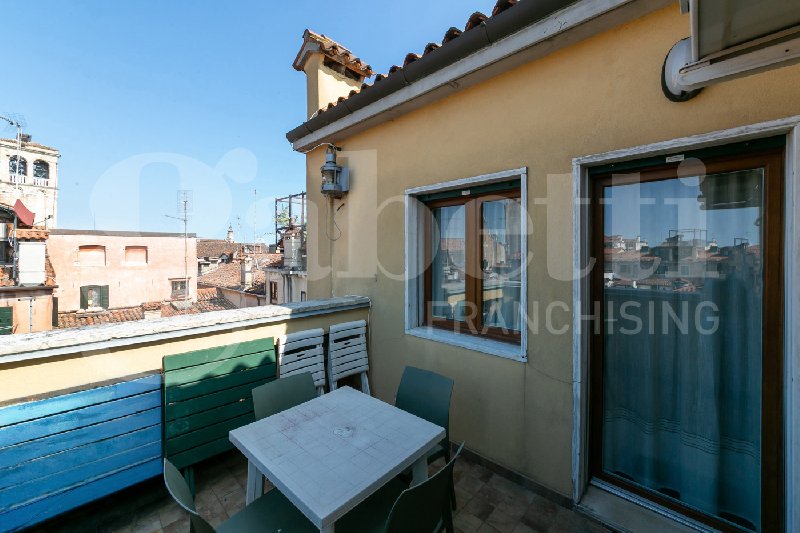 https://www.gabettivenezia.it/Appartamento vendita Venezia Via San Polo, € 598.000, 3 camere, 120 mq, Quarto piano