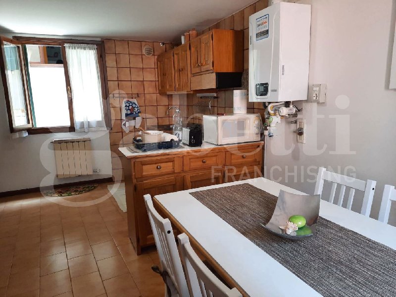 https://www.gabettivenezia.it/Appartamento vendita Venezia Via Cannaregio Calle Verdi, € 280.000, 1 camera, 50 mq, Secondo piano